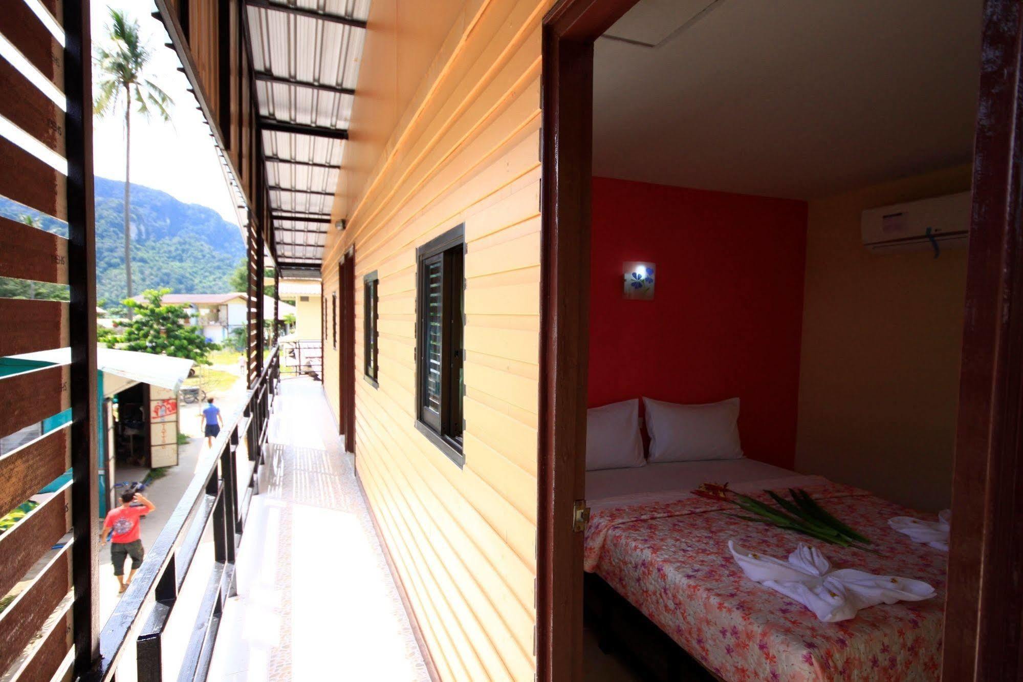 Pongpan House Phi Phi Lägenhet Exteriör bild